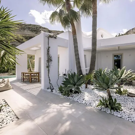 Casa Luz Pýrgos